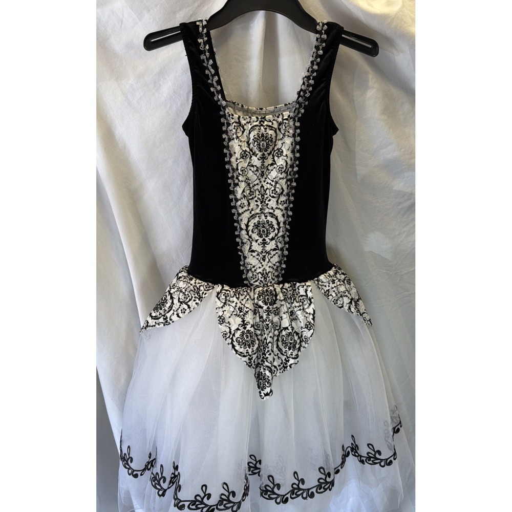 Revolution dance Music of the Night Black White Costume Halloween Women S RC1706